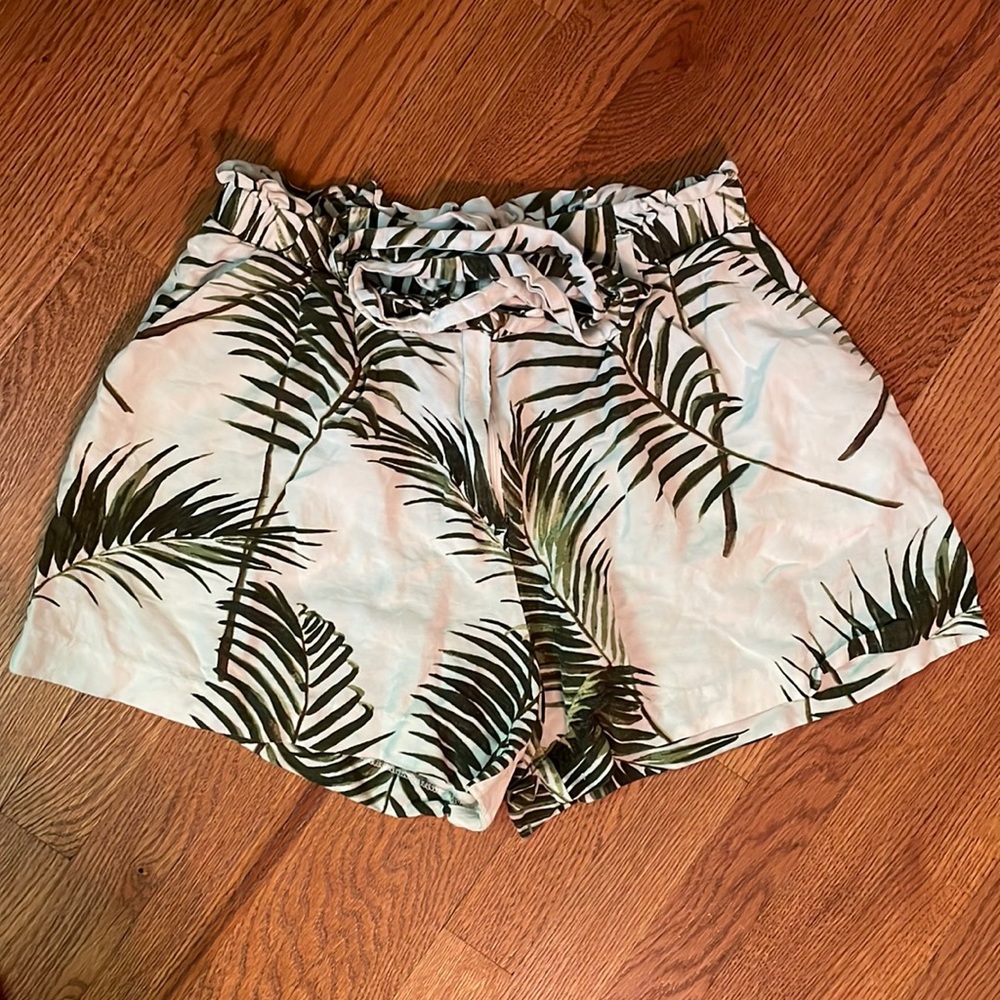 H&M size 10 shorts